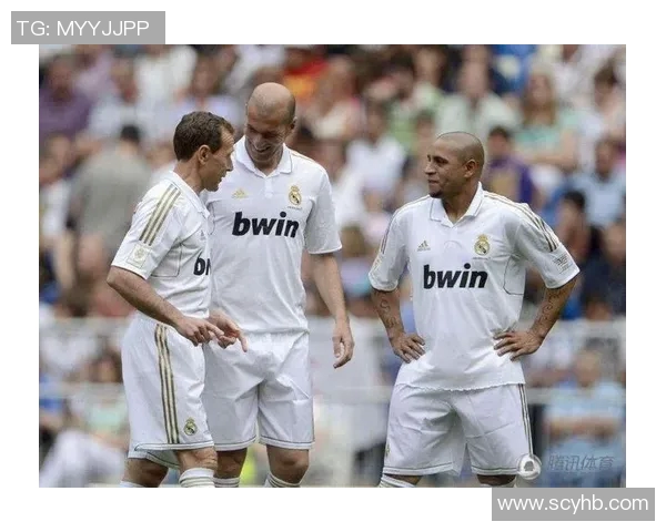 用法语全面介绍世界著名足球球星的生平经历与职业成就 用法语全面介绍世界著名足球球星的生平经历与职业成就